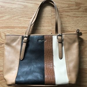 Nine West purse